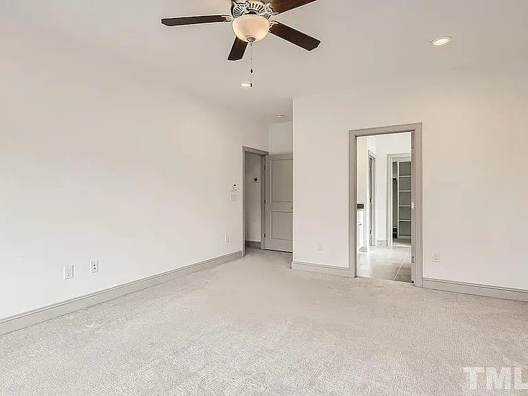 501 Germaine St — Photo 23