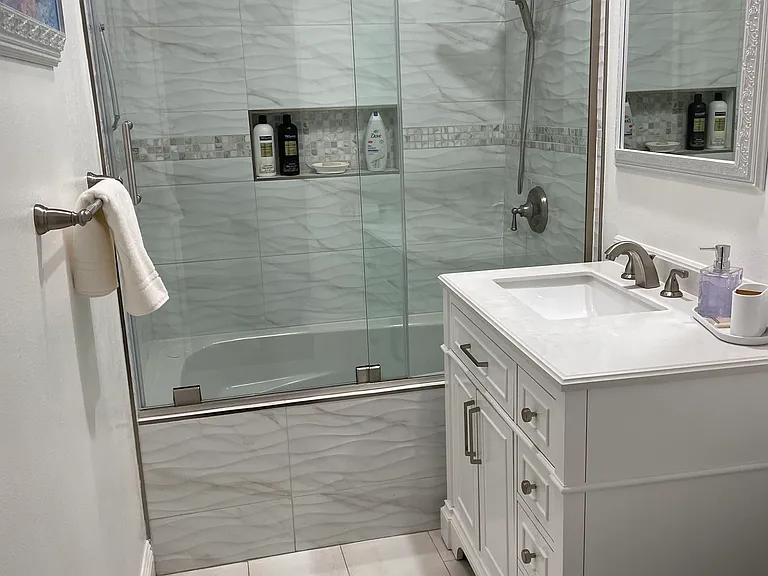 2019 N Maple St — Photo 15