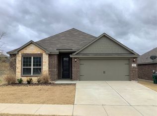 1004 Keystone Ct, Denton, TX 76207