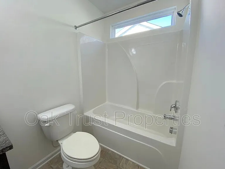 9139 Parlor Dr — Photo 10