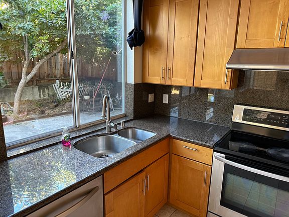 3rd image of 1574 Mission Springs Cir
