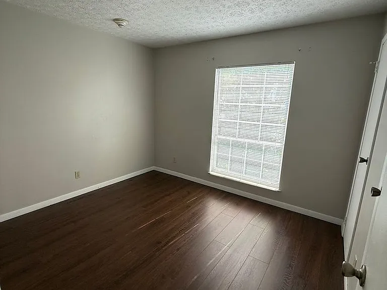 4400 Kanawha Tpke — Photo 24