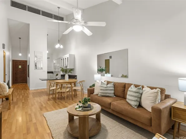 98-607 Kilinoe St APT 8B2, Aiea, HI 96701