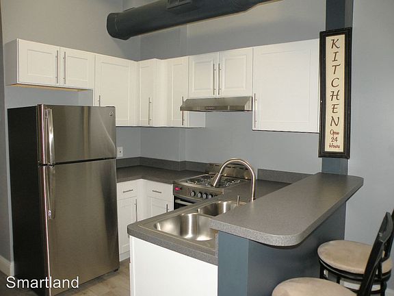 5th image of 4925 Payne Ave APT 104