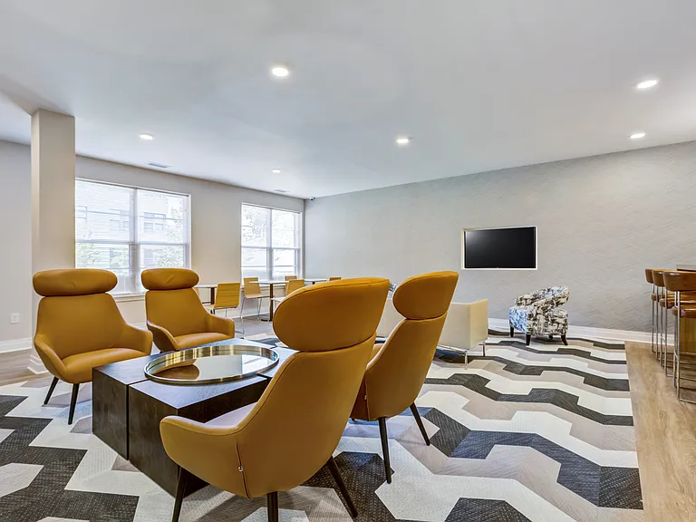 Providence Place — Photo 7