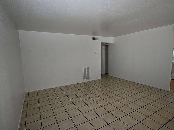4th image of 6428 Casada Way APT C