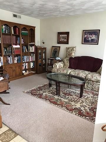 1st image of 920 Hamlet Dr