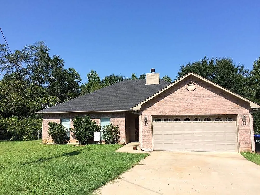 3 bed, 1576 sqft, $1,995 — Photo 4