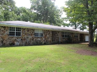 2983 Martha Washington Rd, Clarkrange, TN 38553