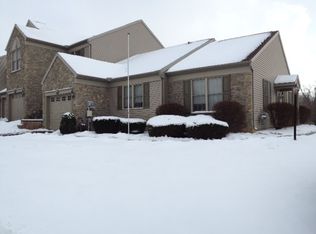 1940 Deer Run Dr, Hummelstown, PA 17036