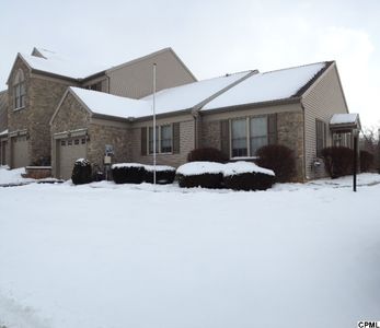 1940 Deer Run Dr, Hummelstown, PA, 17036