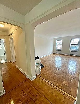 4th image of 64-48 Booth St #5B