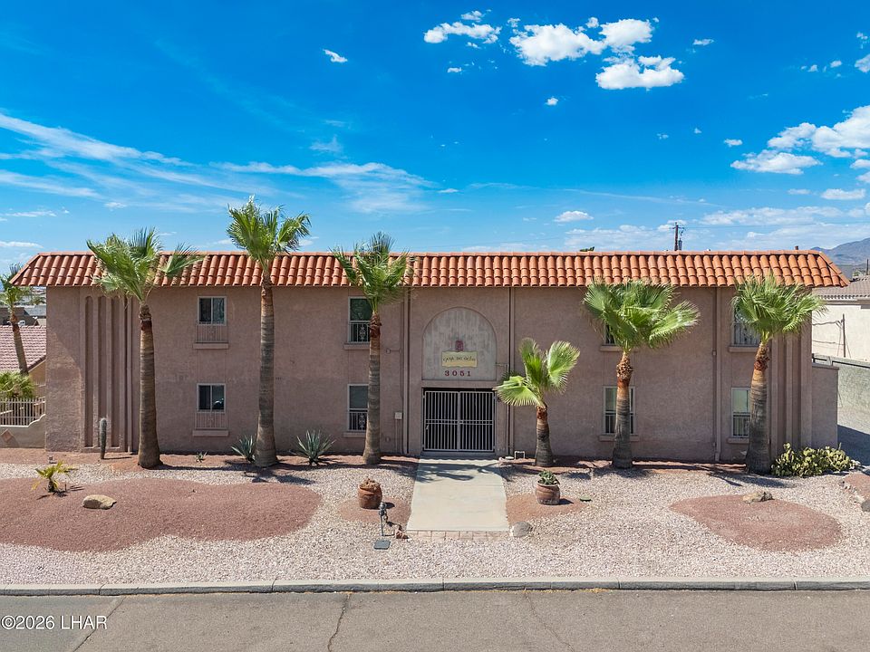 1st image of 3051 Shoshone Dr #4