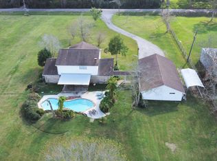 2425 County Road 155, Alvin, TX 77511
