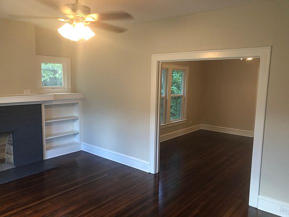 3rd image of 2618 Homan Ave