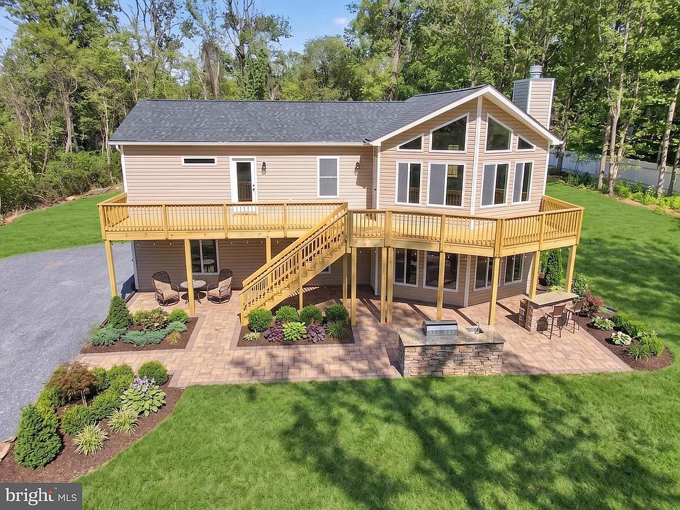 1st image of 600 Highridge Rd
