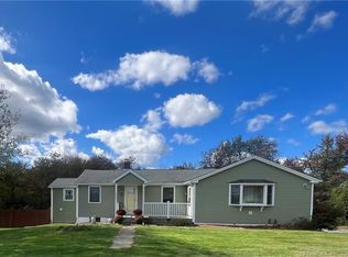 1215 North Rd, Killingly, CT 06241