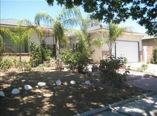 2836 W Sussex Way, Fresno, CA 93705