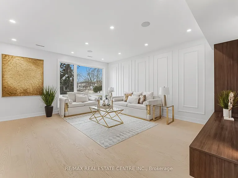 11 Bentley Dr #MAIN — Photo 3