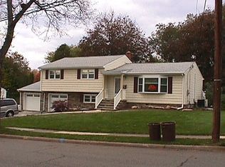 23 Tuxedo Dr, Wayne, NJ 07470