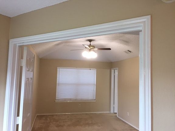 3rd image of 608 Parkway Blvd