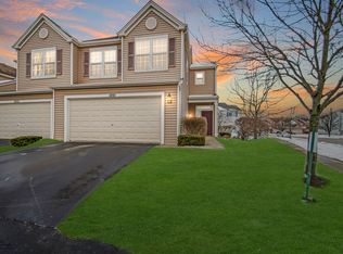 1050 Colonial Dr, Joliet, IL 60432