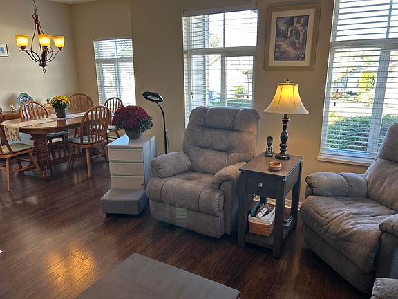 4th image of 33751 7th Ave #141