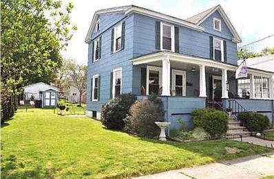 2nd image of 1115 Ovid St