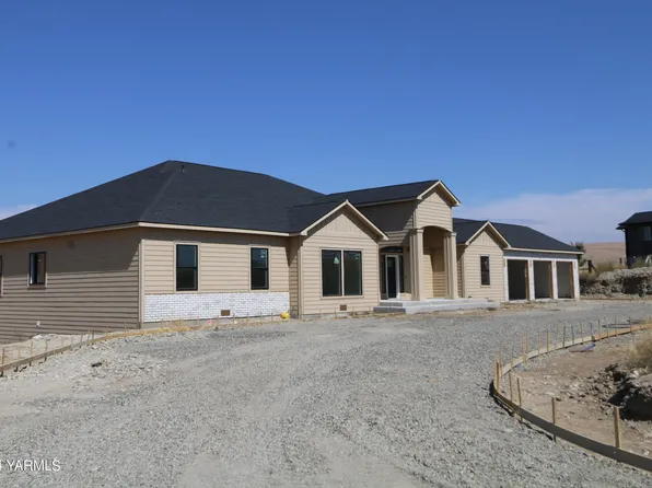 287 Falcon Ridge Rd, Zillah, WA 98953