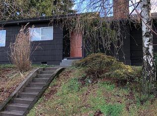 3656 SE Schiller St, Portland, OR 97202