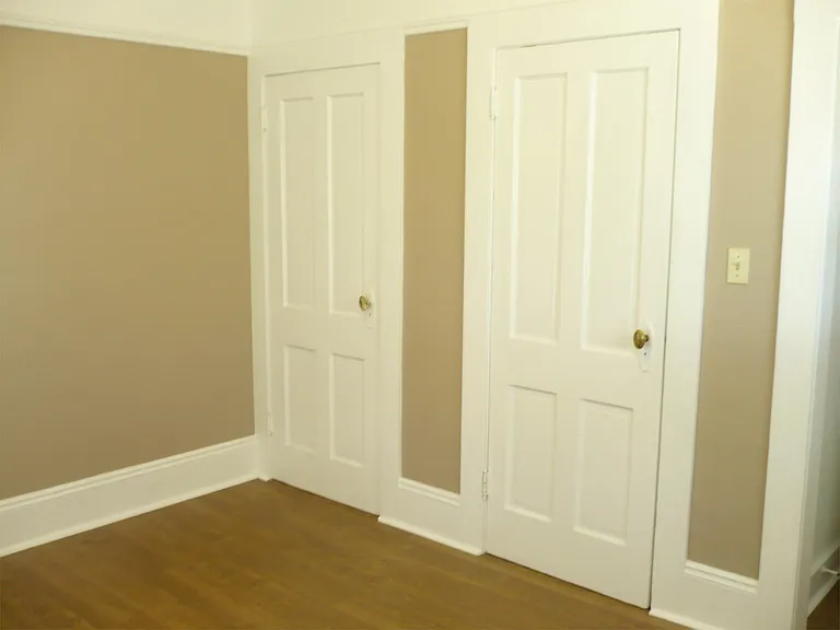 457 SW Washington Ave #6 — Photo 3