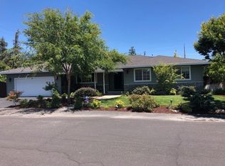 1086 Suess Ct, Manteca, CA 95337