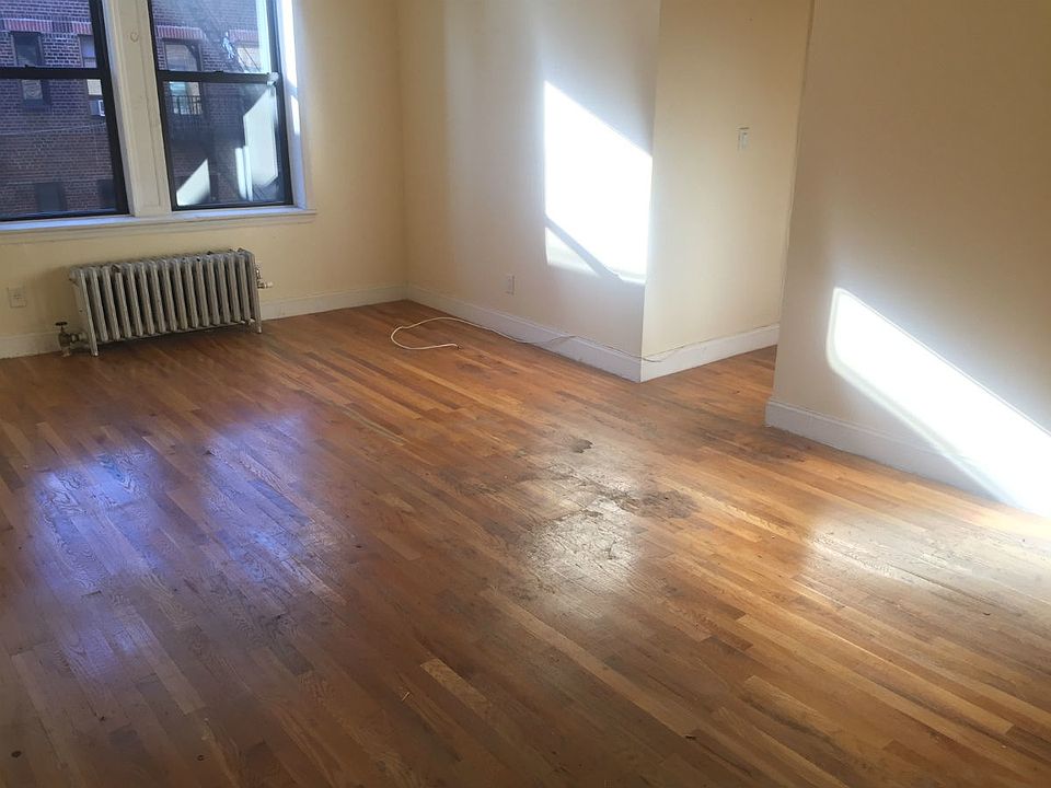 2nd image of 177 Martense St