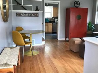 47 Hackberry Ln, Glenview, IL 60025