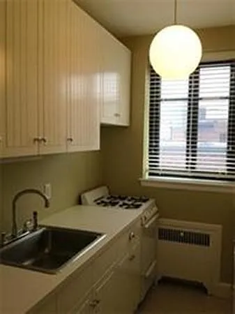 65 Strathmore Rd #43 — Photo 2