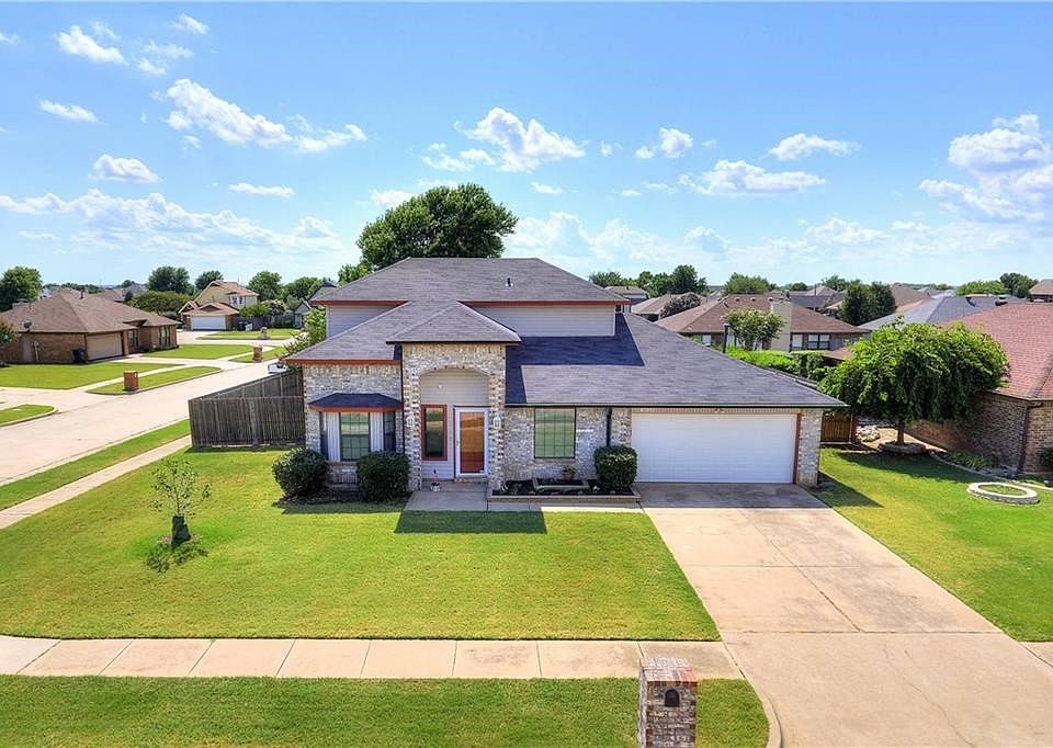 Striking view of the Corner Lot Beauty!