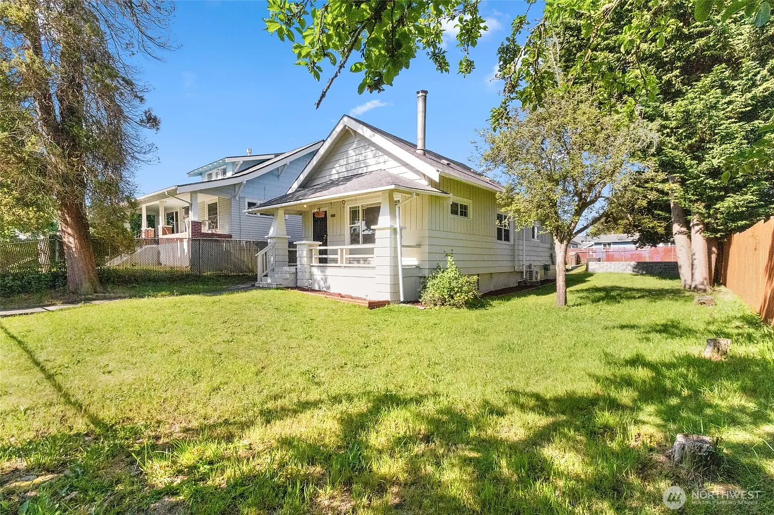 2526 S J Street photo 1