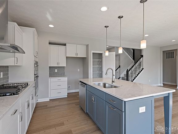5th image of 10094 Washington Glen Dr #65