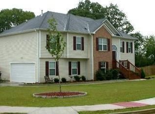 2309 Morgan Hill Dr, Dacula, GA 30019