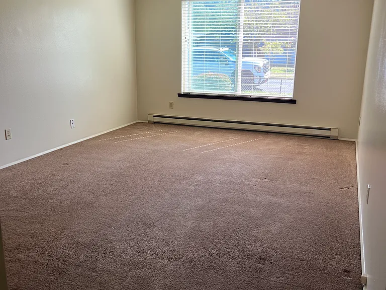 4720 Merlin St — Photo 12