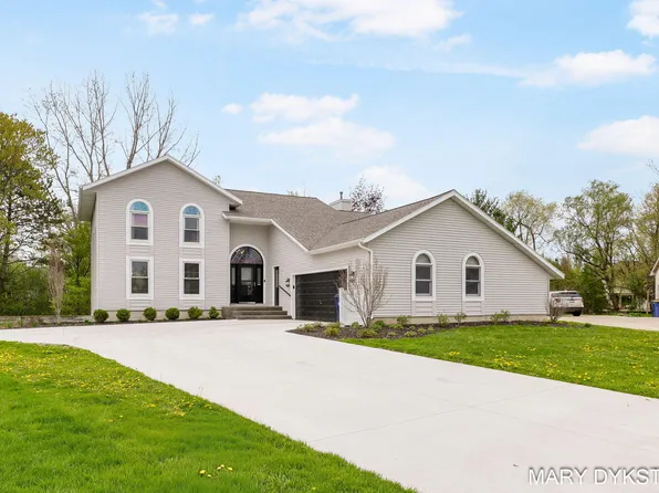 2848 Belleglade Ct SE, Grand Rapids, MI 49546