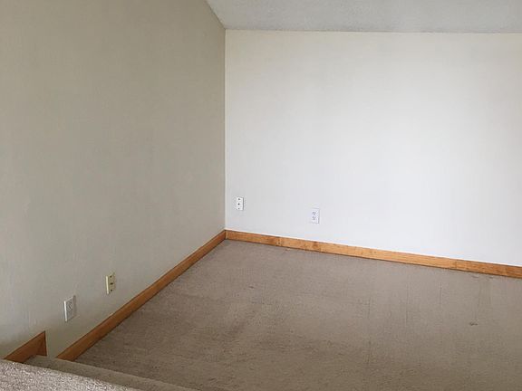 5th image of 980 Marlin Ave