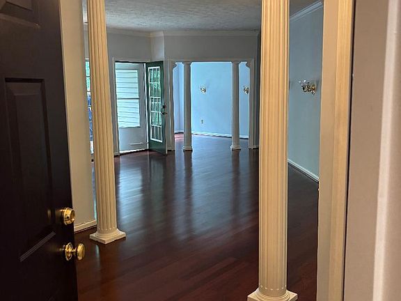 2nd image of 4926 Brightleaf Ct #4926