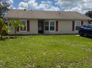 1887 Laredo Dr, Deltona, FL 32738