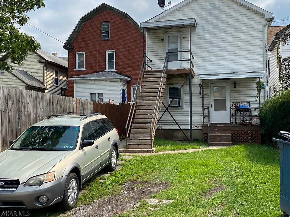 2nd image of 224 3rd Ave