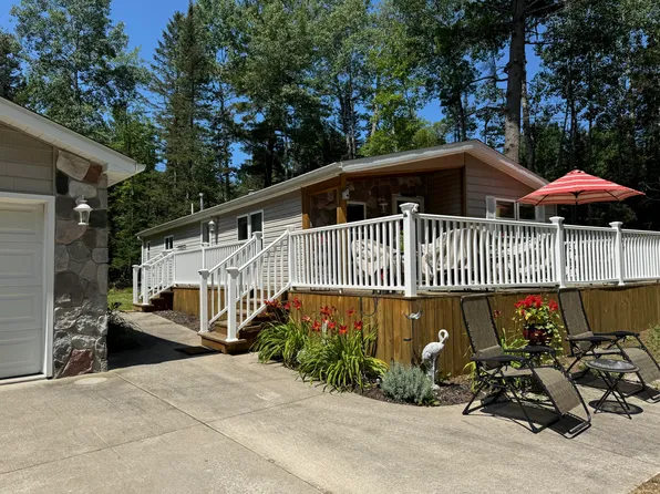 2943 Gaynor Rd, Cheboygan, MI 49721