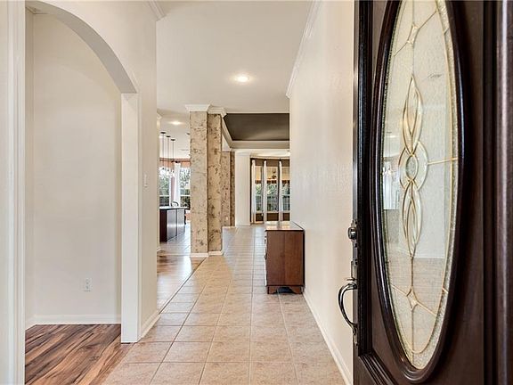4th image of 6113 Salcon Cliff Dr