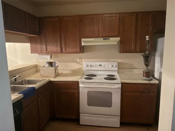 470 Teal Ct, Roswell, GA 30076