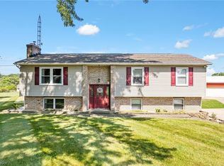 2893 Maplegrove Ave, Louisville, OH 44641
