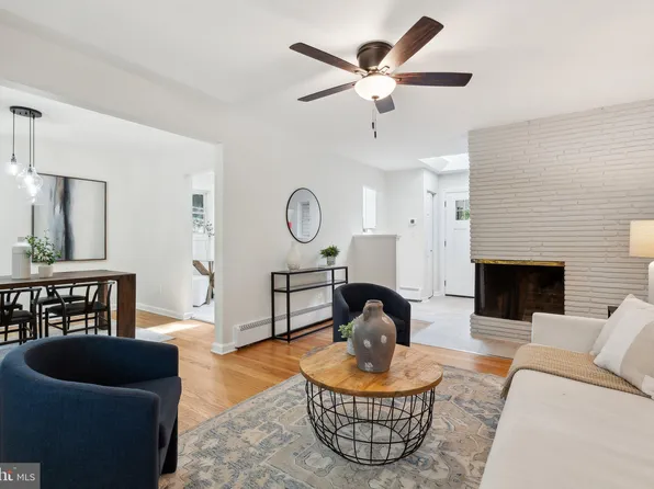 7402 Holly Ave, Takoma Park, MD 20912